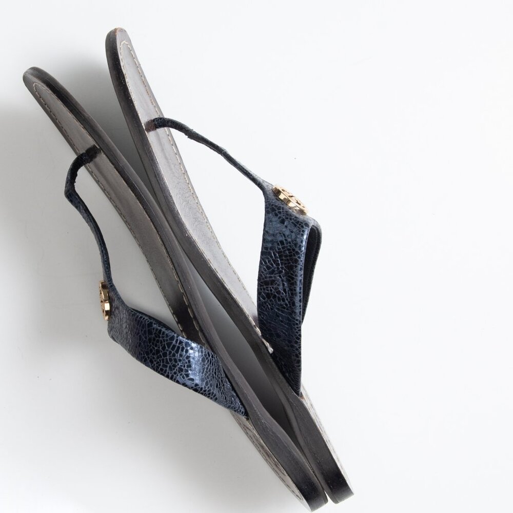 Tory Burch Cameron Sandals Metallic Embossed Crackled Leather Thong Blue 8.5 - Picture 4 of 7